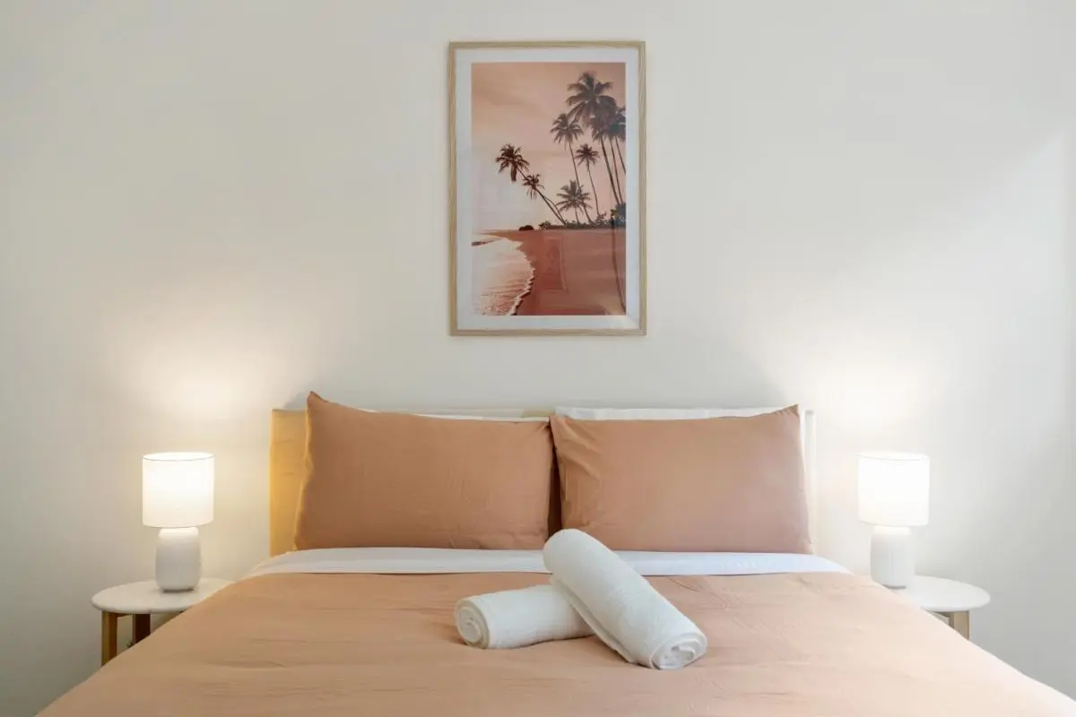 Image 6 of 1NC Spacious Abnb-style 3Bedroom Townhouse, North Sydney Free Parking