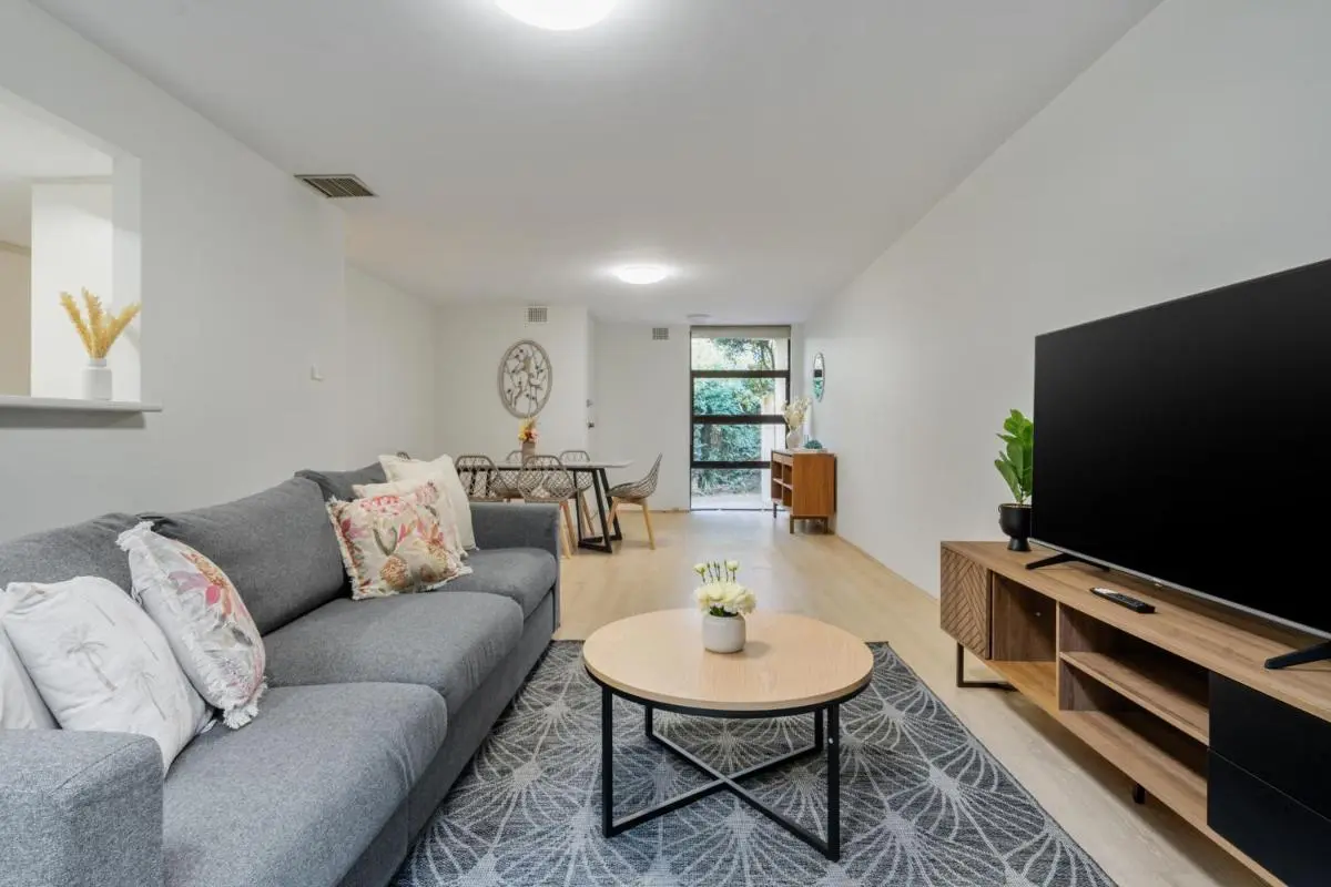Image 4 of 1NC Spacious Abnb-style 3Bedroom Townhouse, North Sydney Free Parking