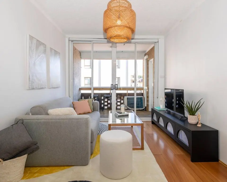 Image of 1 min to the beach with A/C, balcony & parking