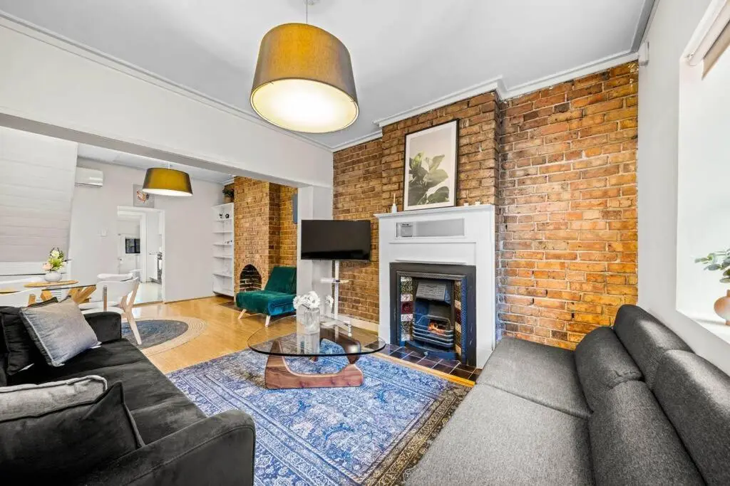 Image of 2Bds& DarlingH&FishM Super Cozy