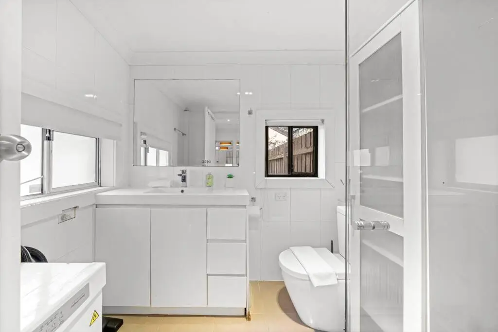 Image 2 of 2Bds& DarlingH&FishM Super Cozy