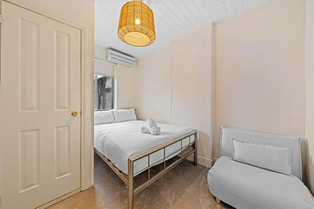 Image 1 of 2Bds& DarlingH&FishM Super Cozy