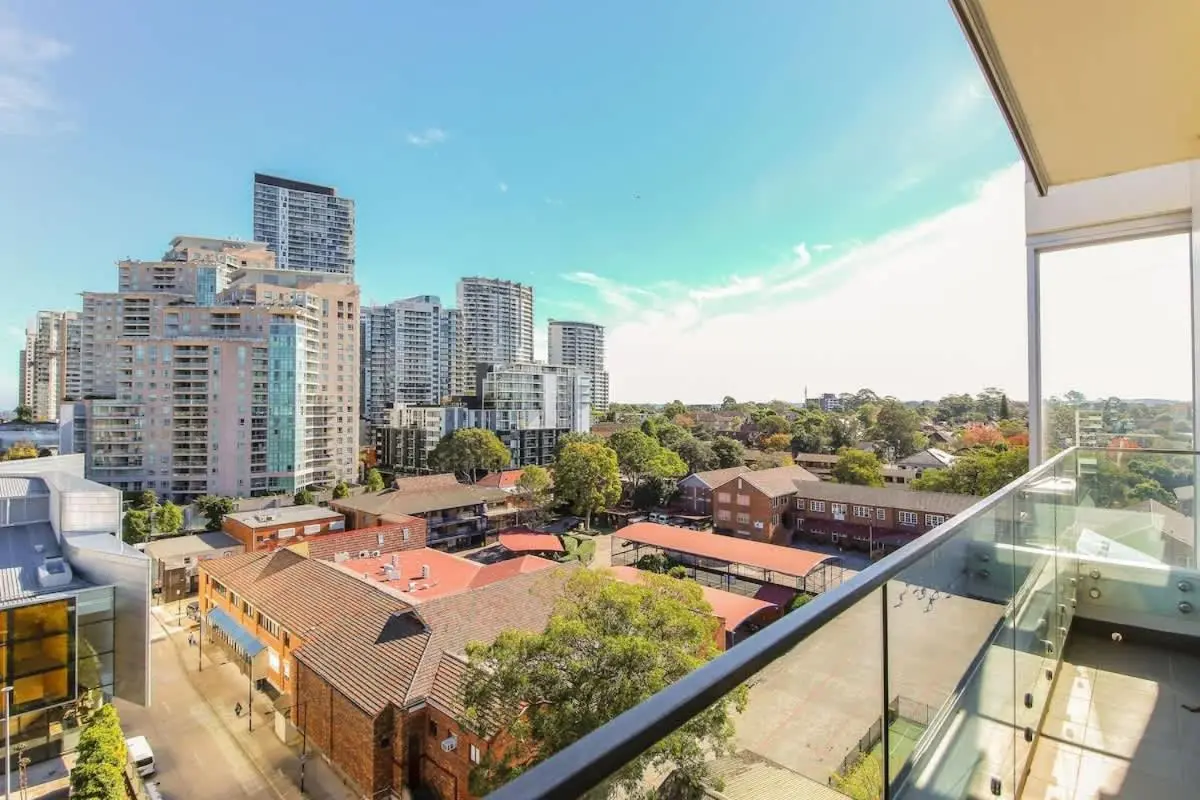 Image 2 of 2 beds luxury apartment in the heart of chatswood12