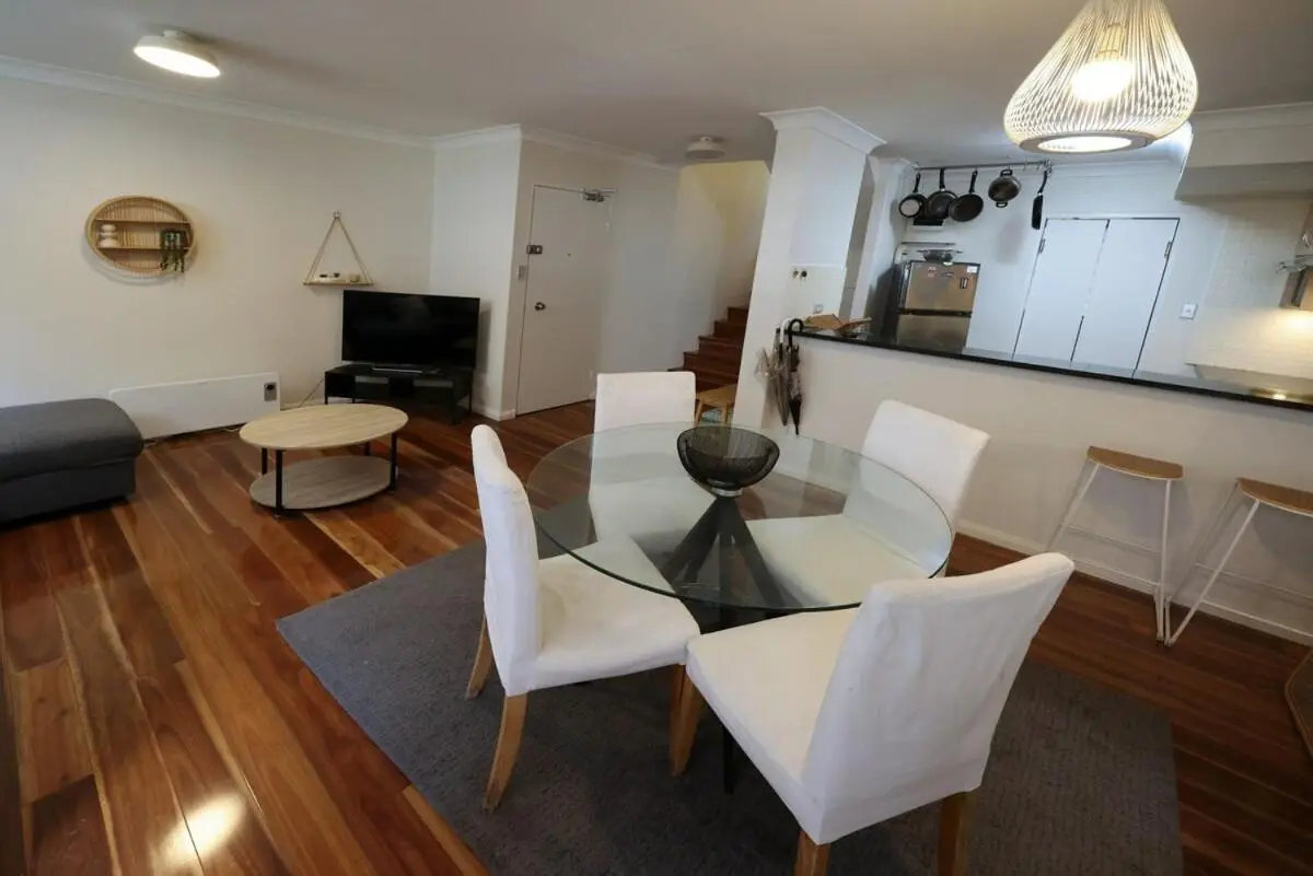 Image 4 of 5mins Walk to Central Station – 2 Bedroom 2 Level