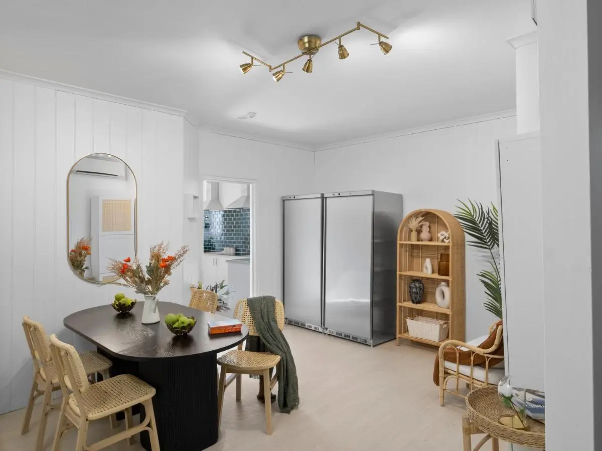 Image 3 of AZZURRO POD HOTEL – Central Sydney