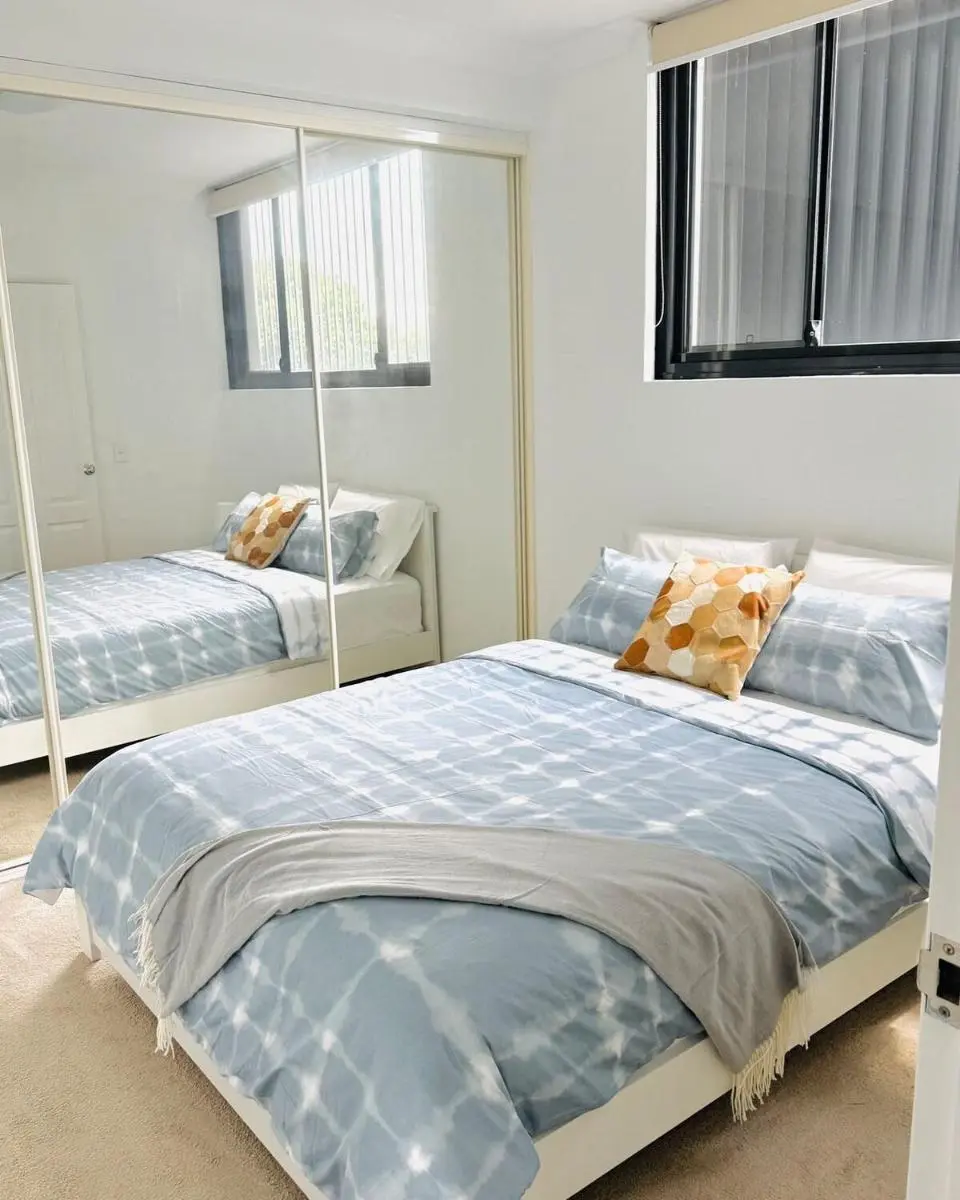 Image 3 of A Cozy 2B2B Apartment near Airport & Train Station