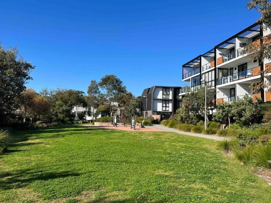 Image 5 of 安静的住宅区 4个卧室 2个卫生间 临近悉尼机场 市区 海滩