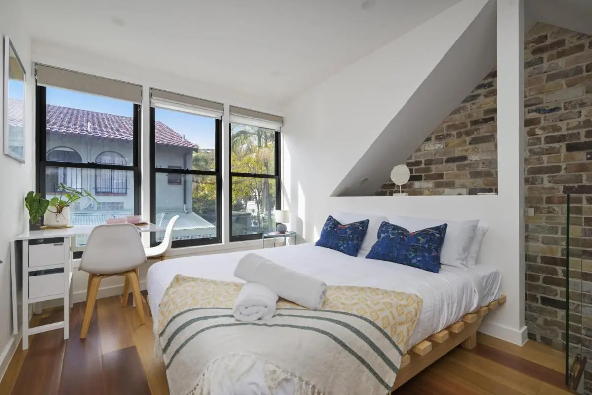 Image 1 of Architect-Designed Studio Retreat in Surry Hills