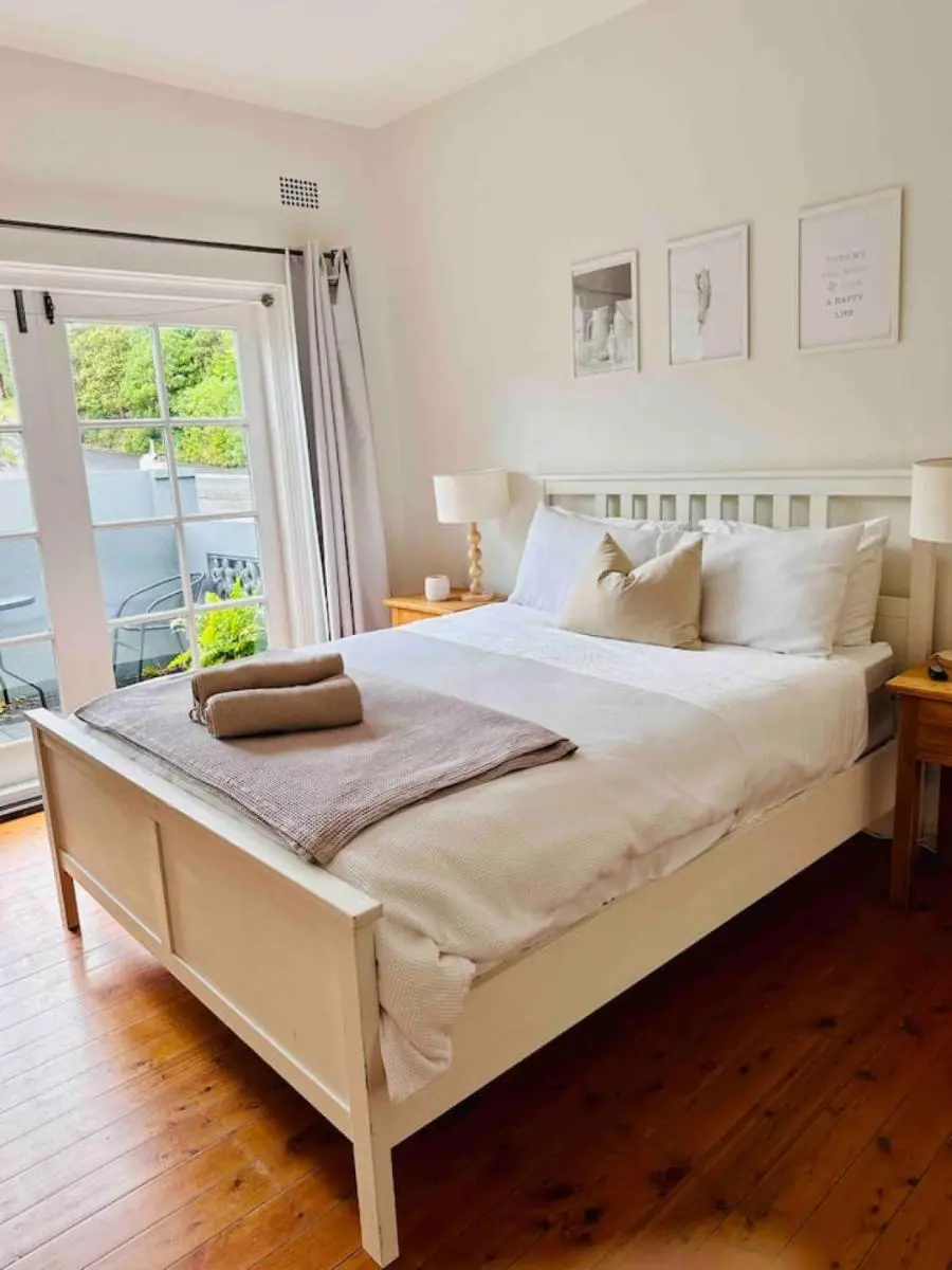 Image 5 of Art Deco Garden apartment house like proportions