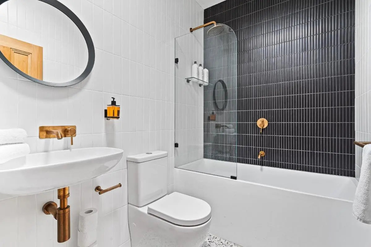 Image 2 of Artscape, Newtown Villa