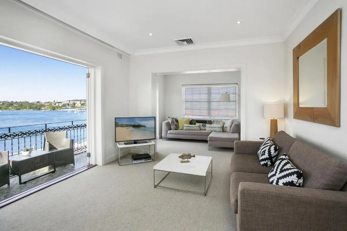 Image 4 of Balmoral Apt unbelievable views 1min walk to beach