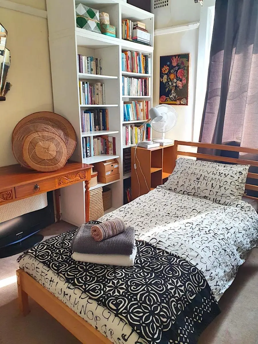 Image 6 of Beach to home in 3 minutes: Bondi N