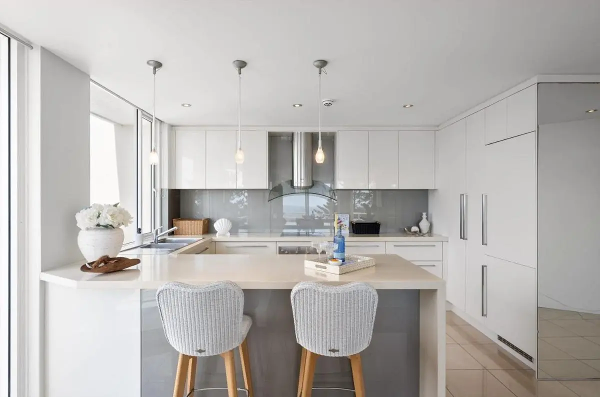 Image 3 of Best Beachfront Location In Manly w Stunning Views