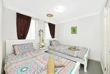 Image 6 of Bexley North Entire 2 Storey House 4 or 5 BR 11 Beds 5 mns walk to Train Station and Close to Airport , Sydney CBD