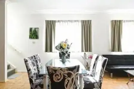 Image 3 of Bexley North Entire 2 Storey House 4 or 5 BR 11 Beds 5 mns walk to Train Station and Close to Airport , Sydney CBD