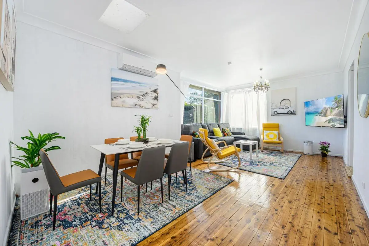 Image 3 of Bondi Beach 4Br house