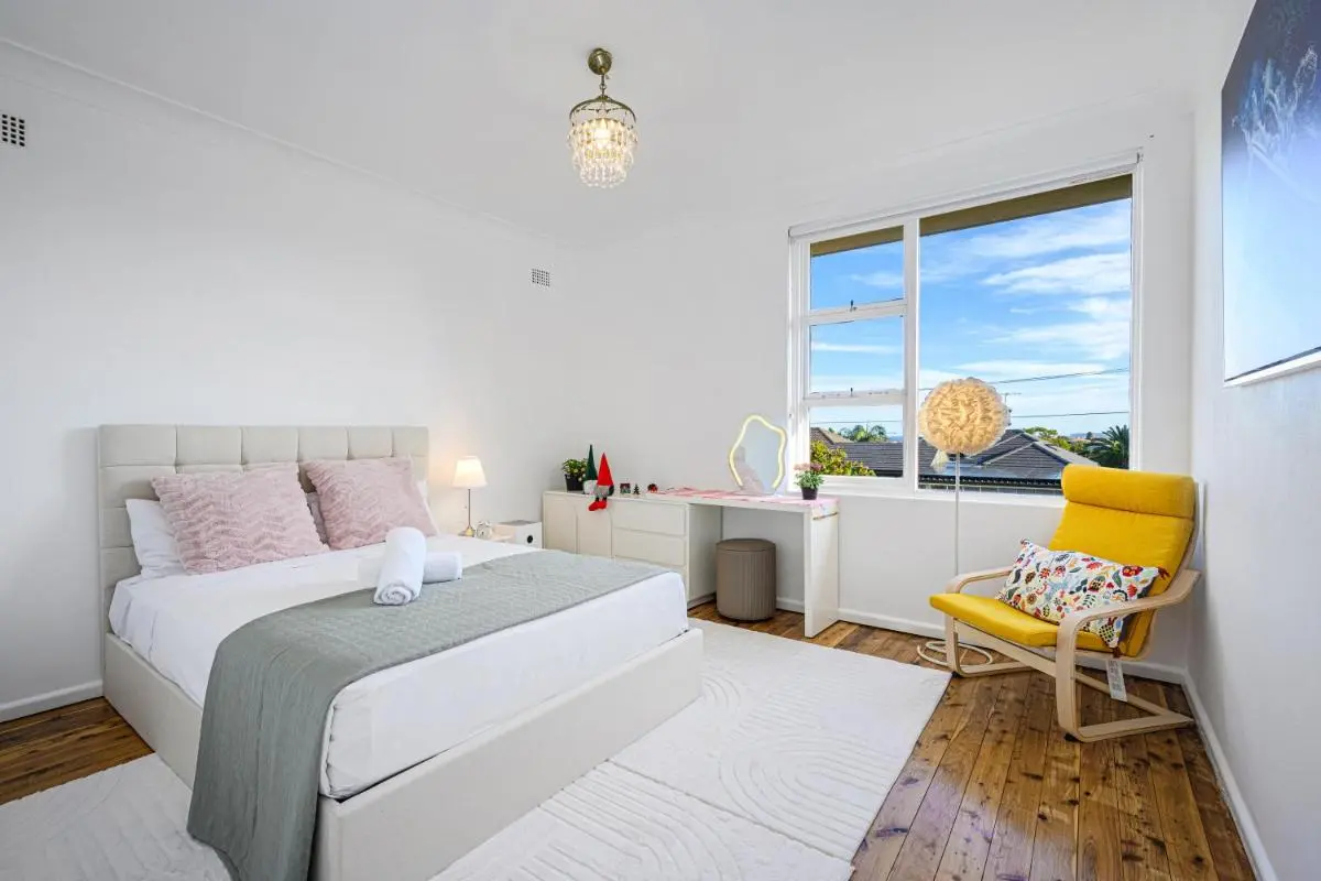 Image 1 of Bondi Beach 4Br house