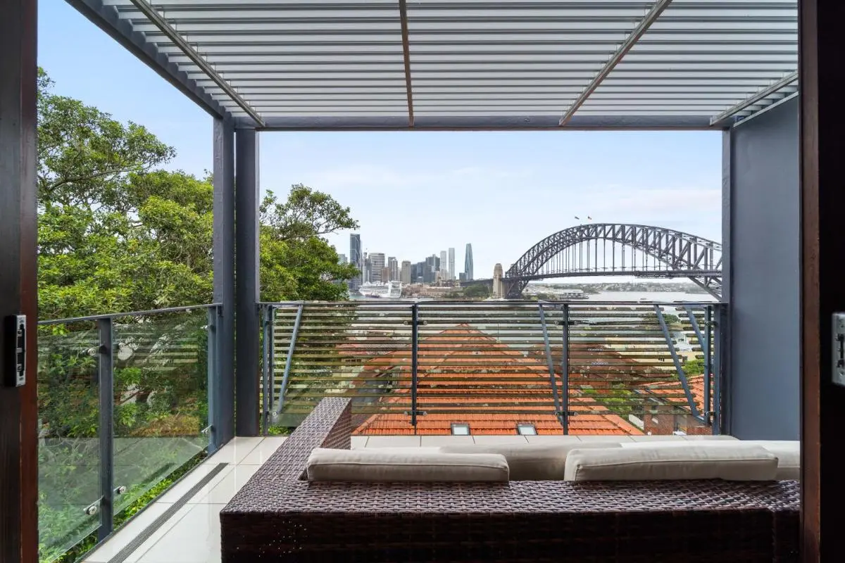 Image 5 of Breathtaking Sydney Harbour view condo