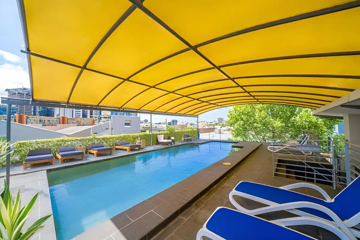 Image 1 of Bright 1BR with On-Site Gym I Sauna I Pool and Parking