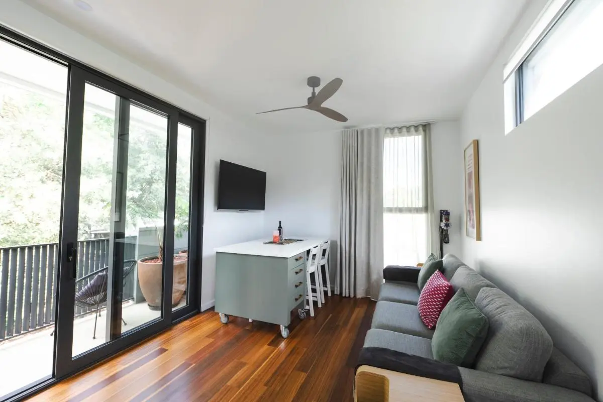 Image 4 of Bushland setting close to Sydney CBD- stand alone apartment