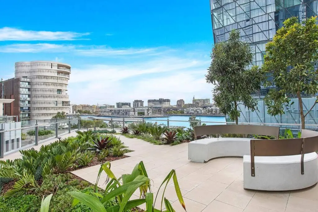 Image 6 of CBD Luxury 1BR Harbour Views & Premier Facilities