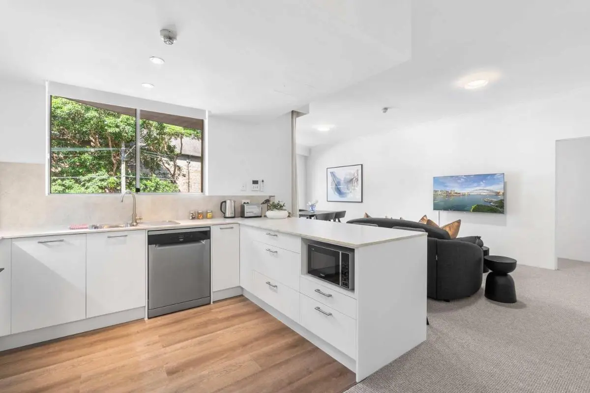 Image 6 of Camperdown Cozy Corner 1