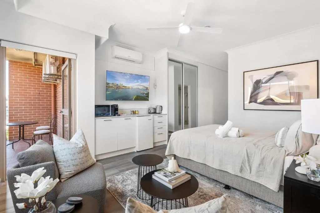 Image of Camperdown Cozy Corner 4