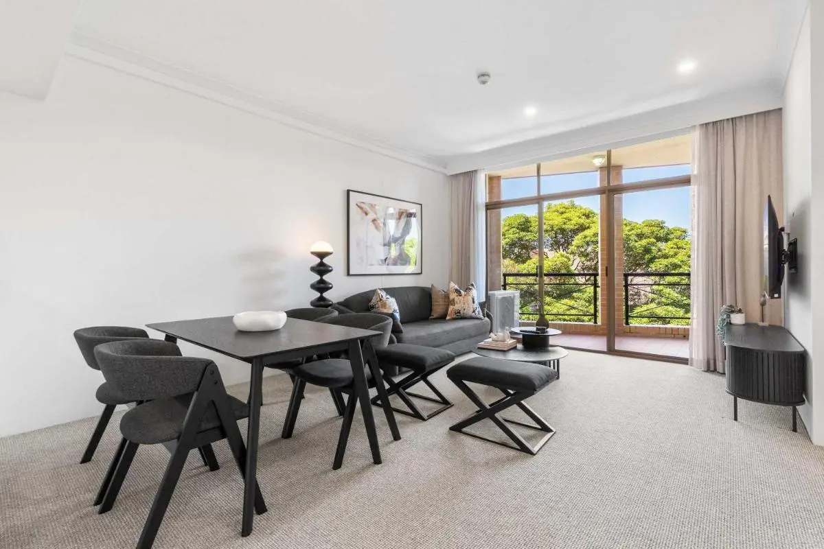 Image 3 of Camperdown Cozy Corner 8