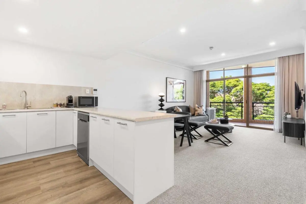 Image 4 of Camperdown Cozy Corner 8