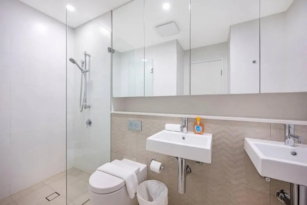 Image 2 of Central Eastwood 3BR – Close to Shops & Transport