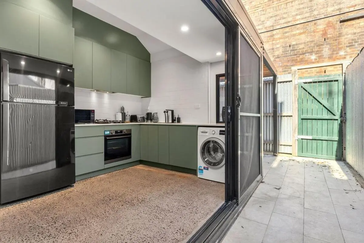 Image 1 of Charming 8 Person Home Near Harbour and Barangaroo