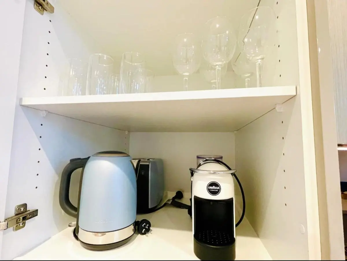 Image 4 of Charming and cozy 3 Bedroom Condo Parking, Wi-Fi