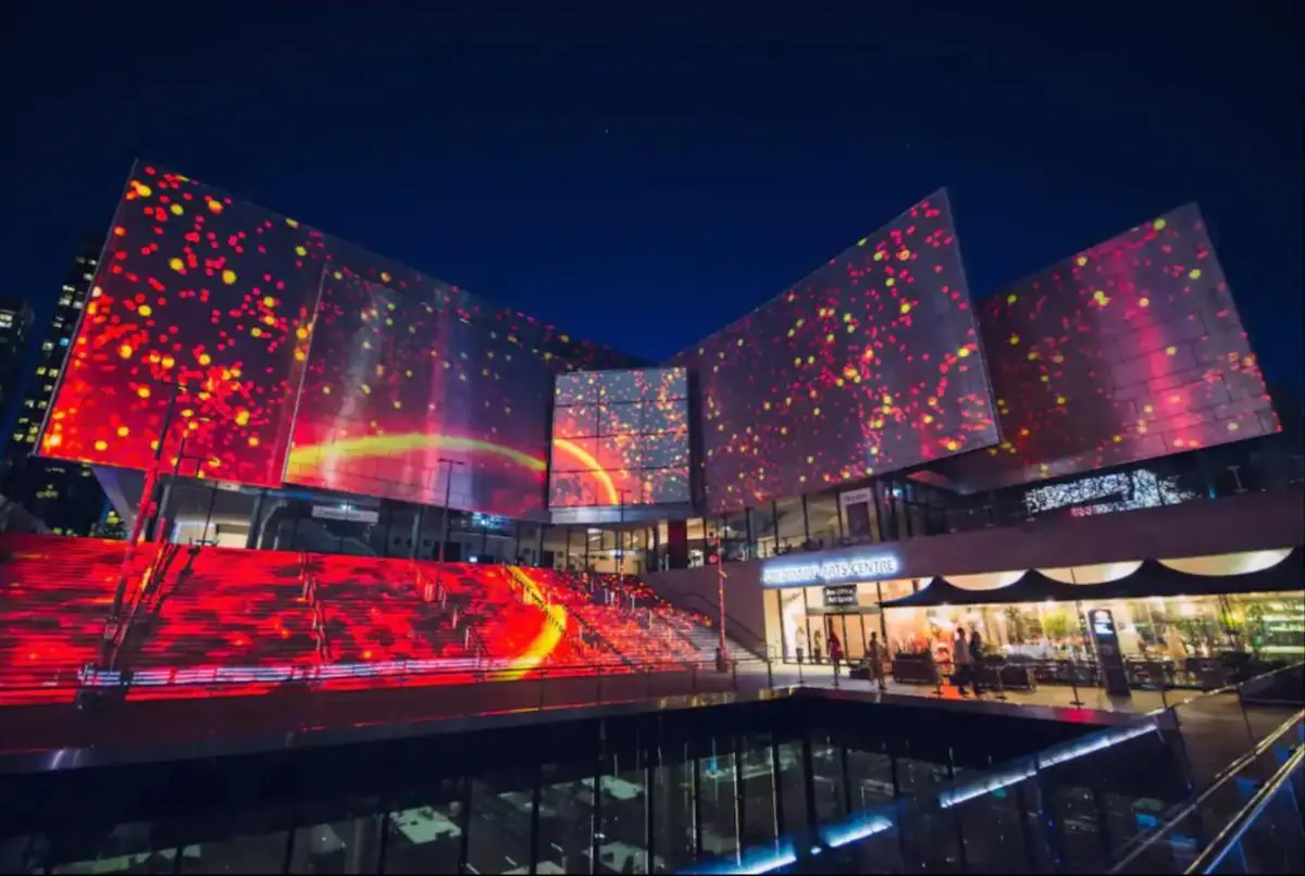 Image 5 of Charming and cozy 3 Bedroom Condo Parking, Wi-Fi