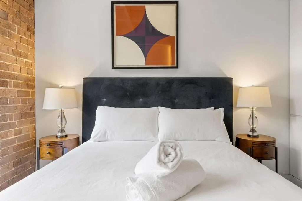 Image 4 of Chic 2-Bedroom in Surry Hills