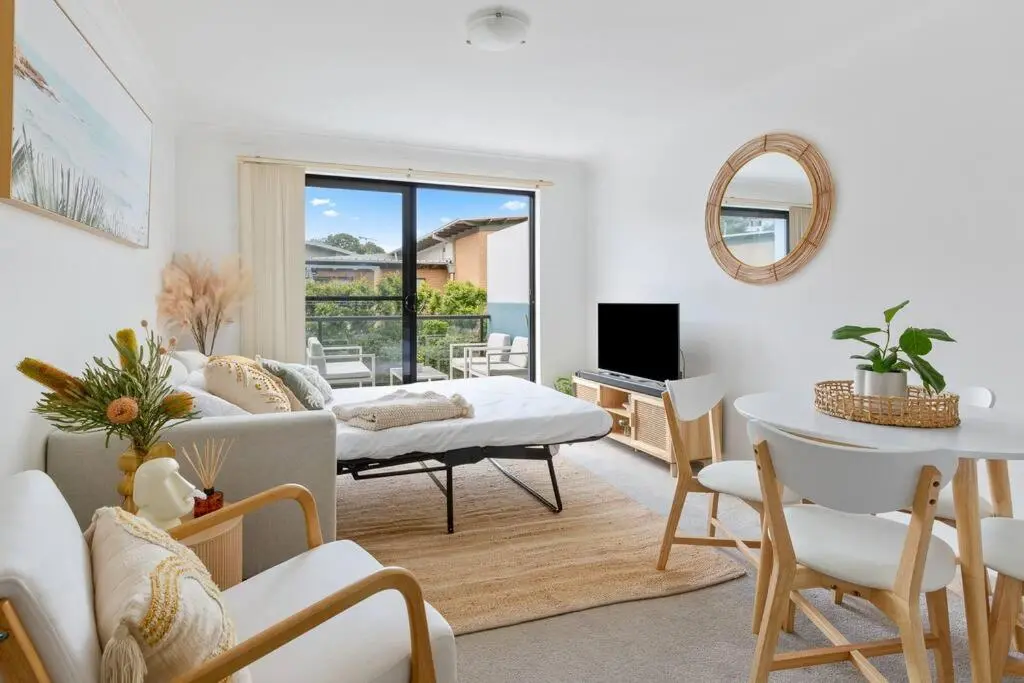 Image 6 of Chic Brookvale Unit-Big Balcony!