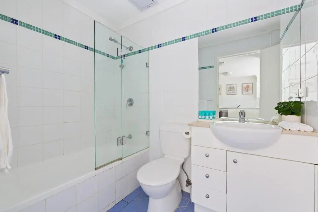 Image 1 of Chic Brookvale Unit-Big Balcony!