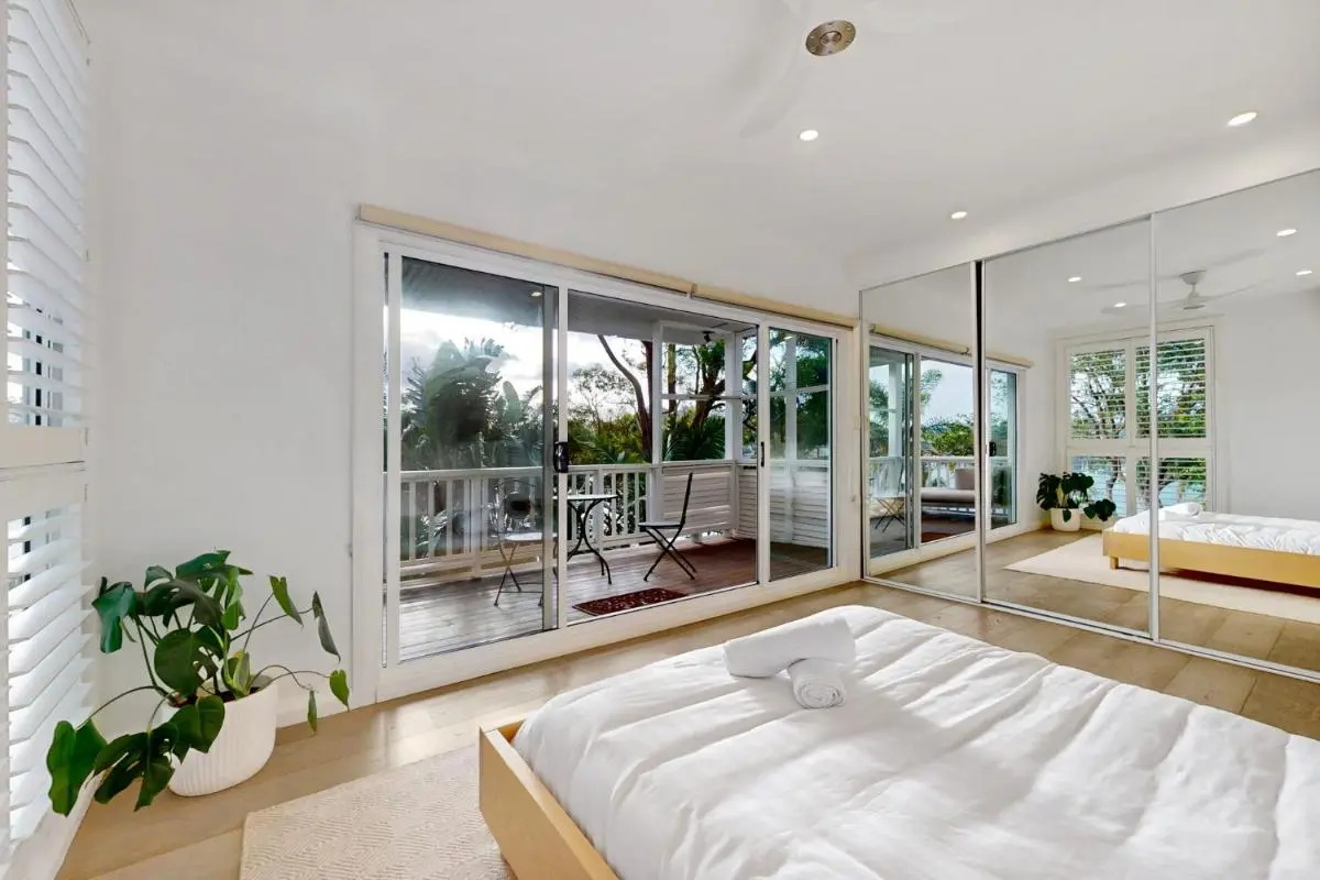 Image 1 of Cliff house and Grand harbour views