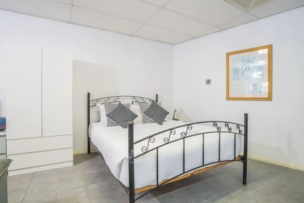 Image 6 of Close to city Peaceful studio at Waterloo wifi Parking