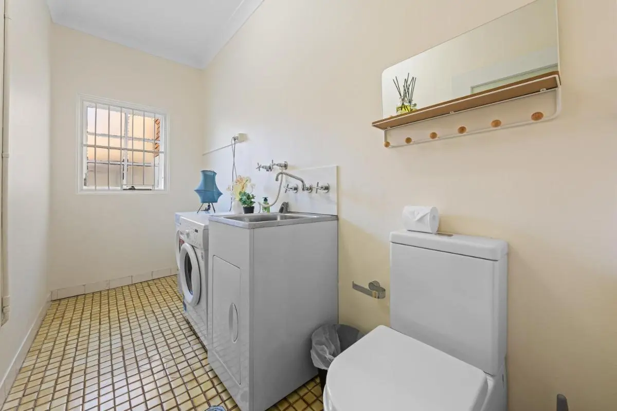 Image 2 of Comforting 2BR House & FishMarket & Casino-3 mins walk