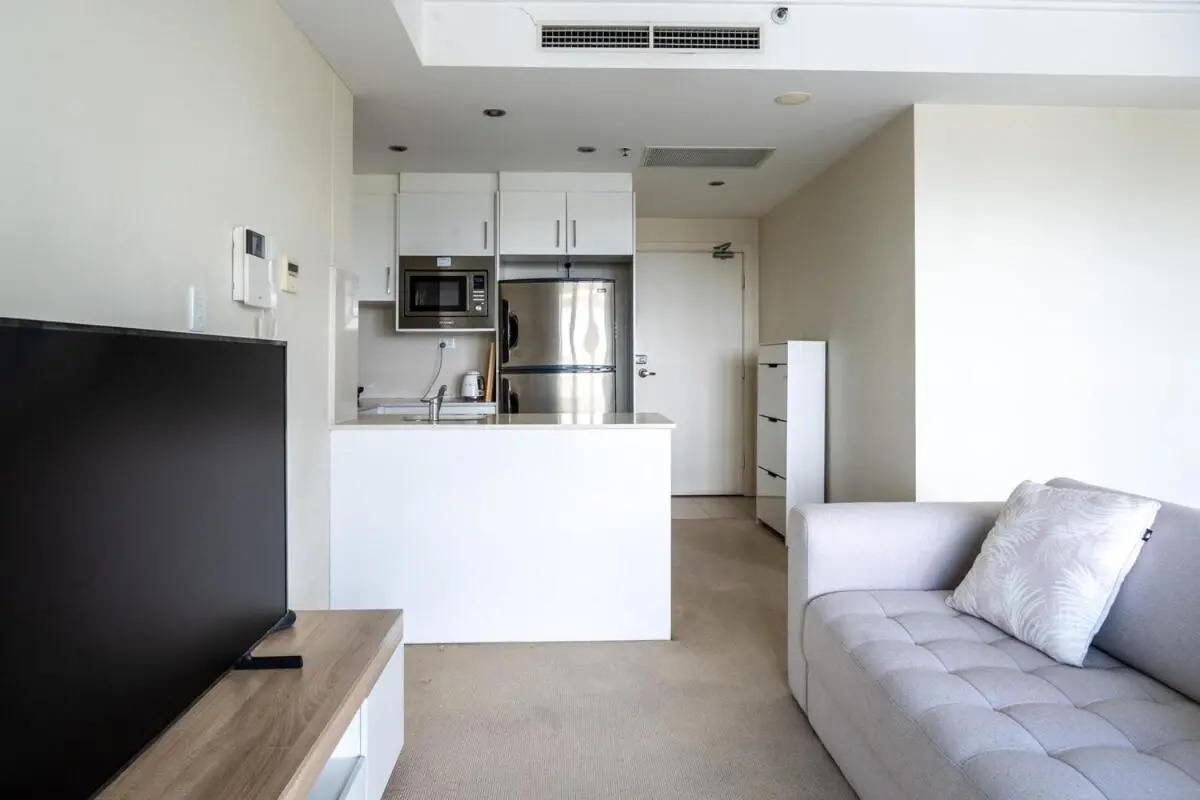 Image 2 of Comfy 1BDR Apartment 3min to Train Station Burwood