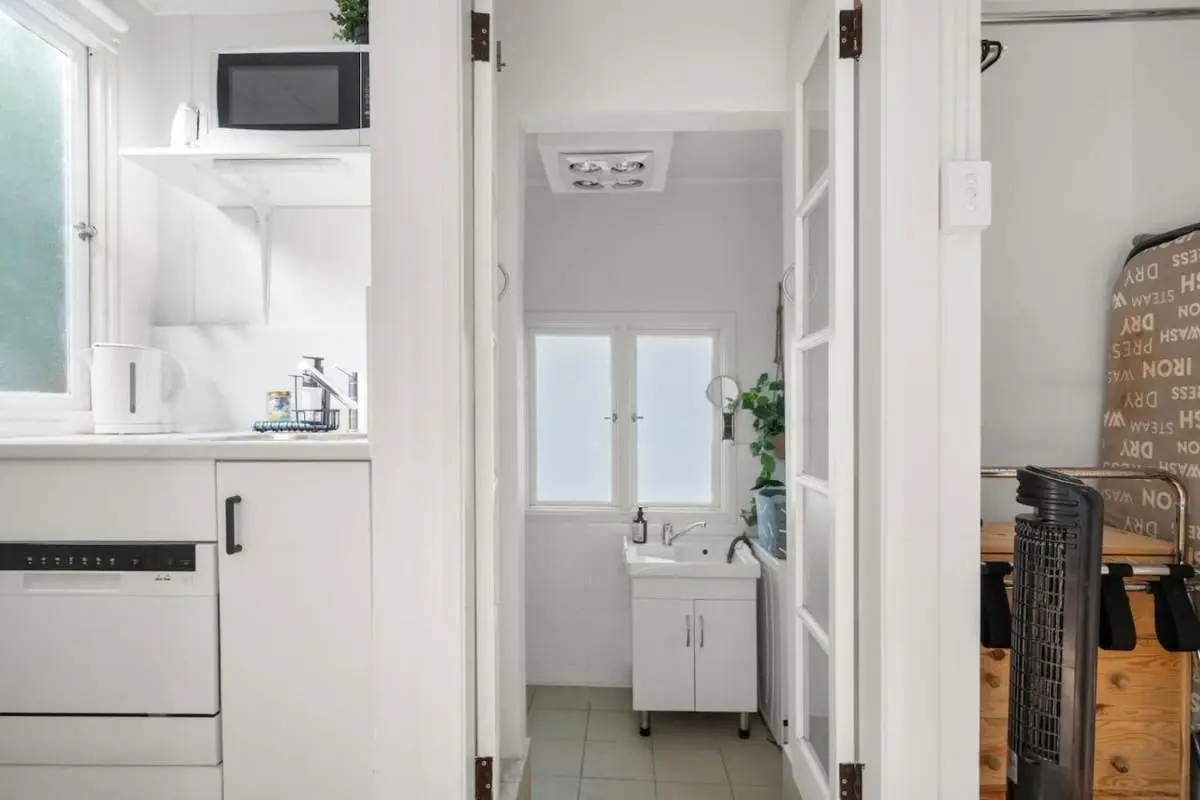 Image 2 of Cosy, Compact and Private Studio Garden Apartment