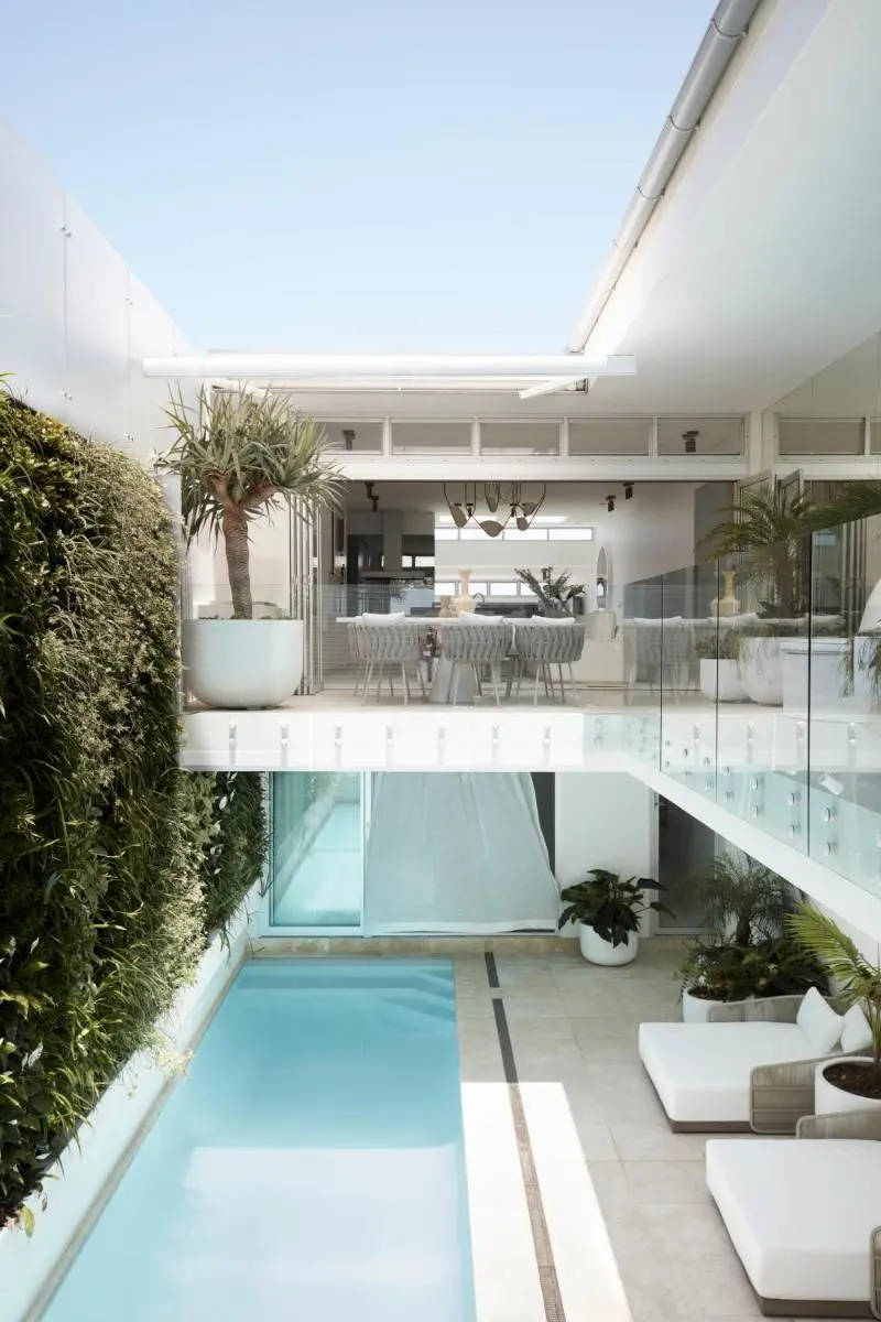 Image 4 of Cove House