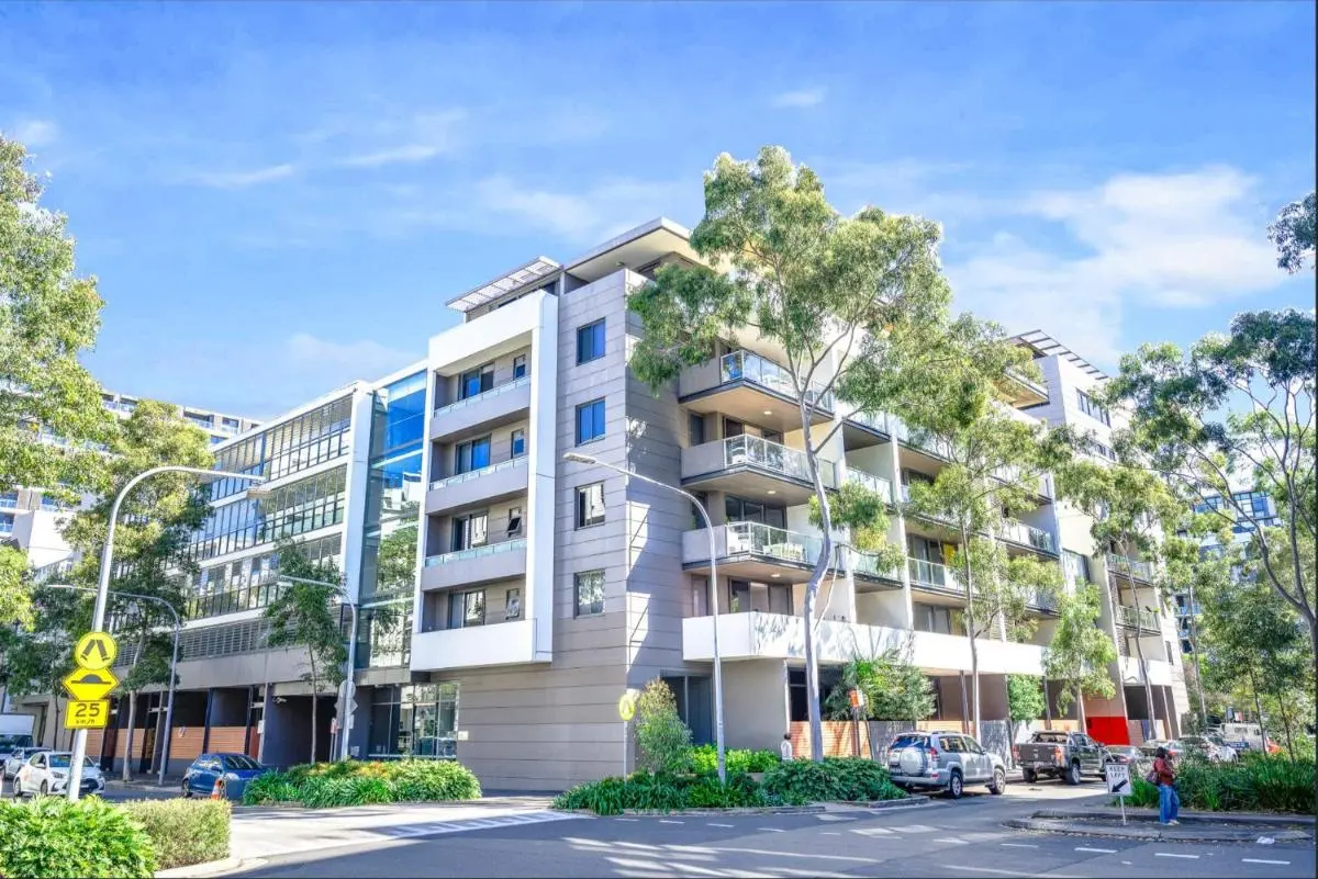 Image 5 of Cozy Zetland 2 bedroom apt with pool, gym and parking