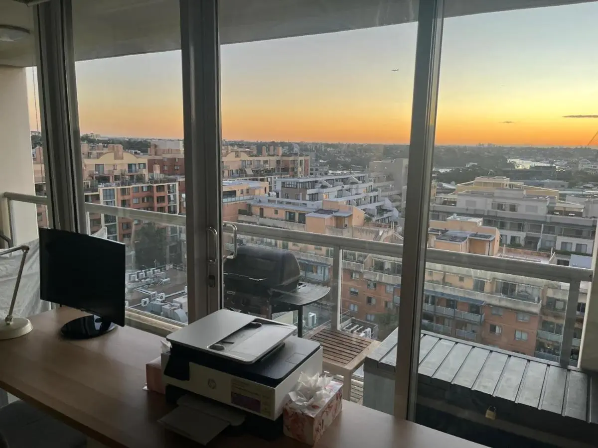 Image 2 of Darling Harbour Luxurious Retreat