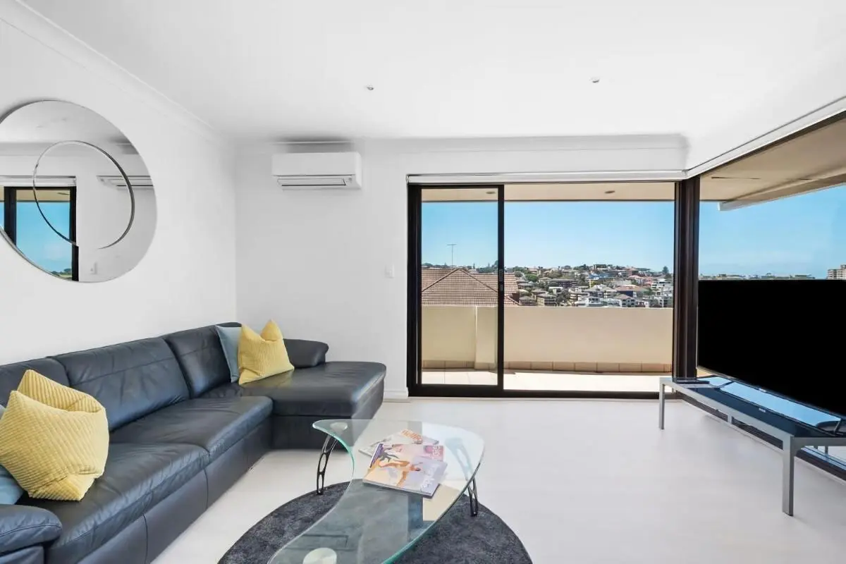 Image 4 of Dream View Steps from the Beach