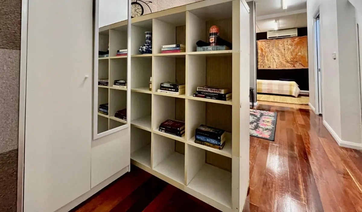 Image 2 of Easy and Convenient Studio