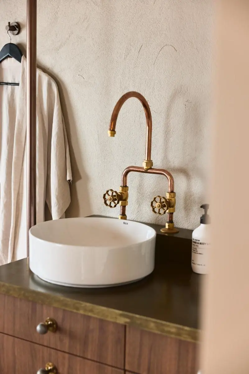 Image 6 of Empire Hotel