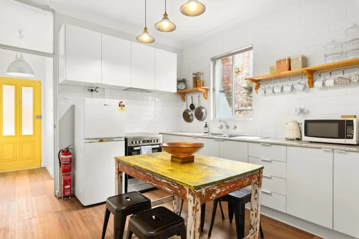 Image 3 of ‘Enmore Lane’ A Central Eclectic Artist Escape