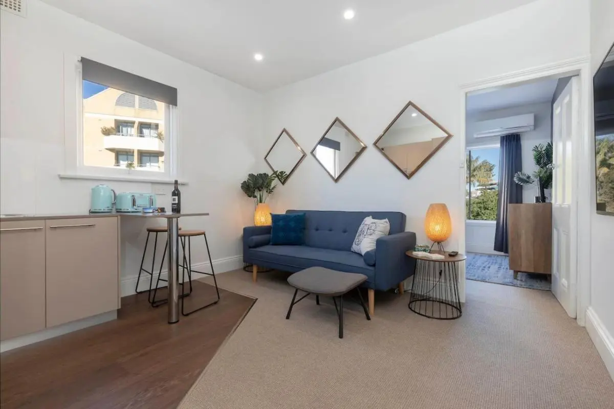 Image 4 of Executive Serviced north Sydney City pad