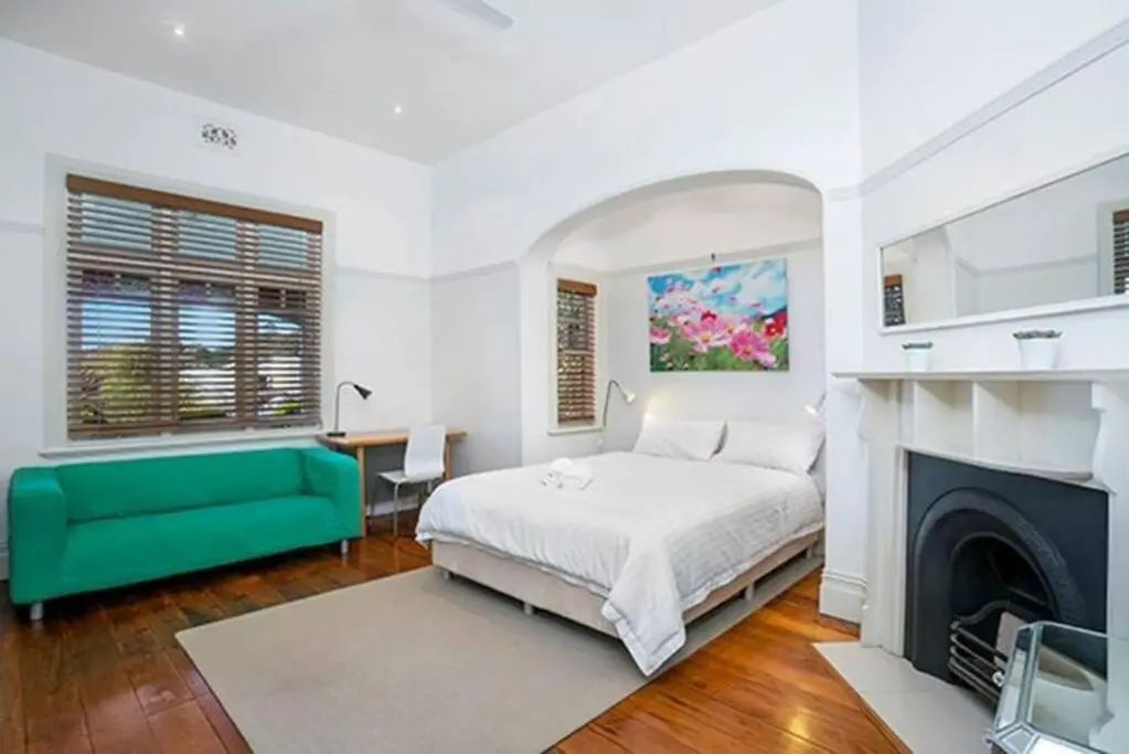 Image 1 of FAB05-Charming Leafy 3BR Home, Walk To Manly Beach